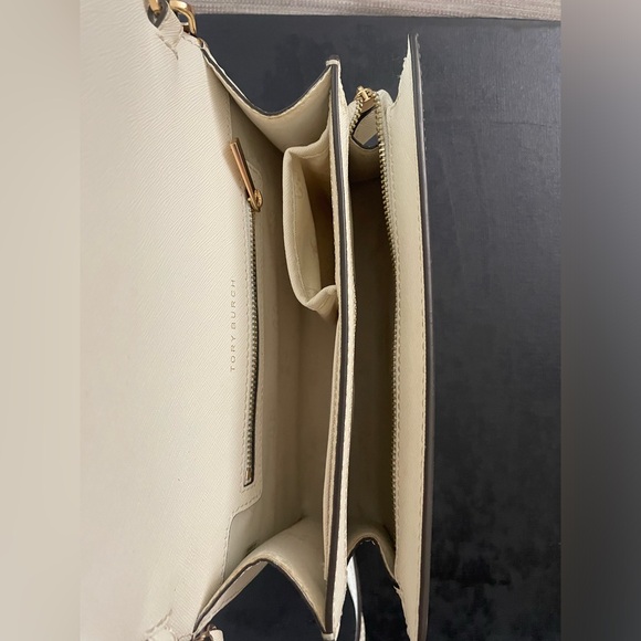 Tory Burch Crossover Bag - Picture 10 of 12